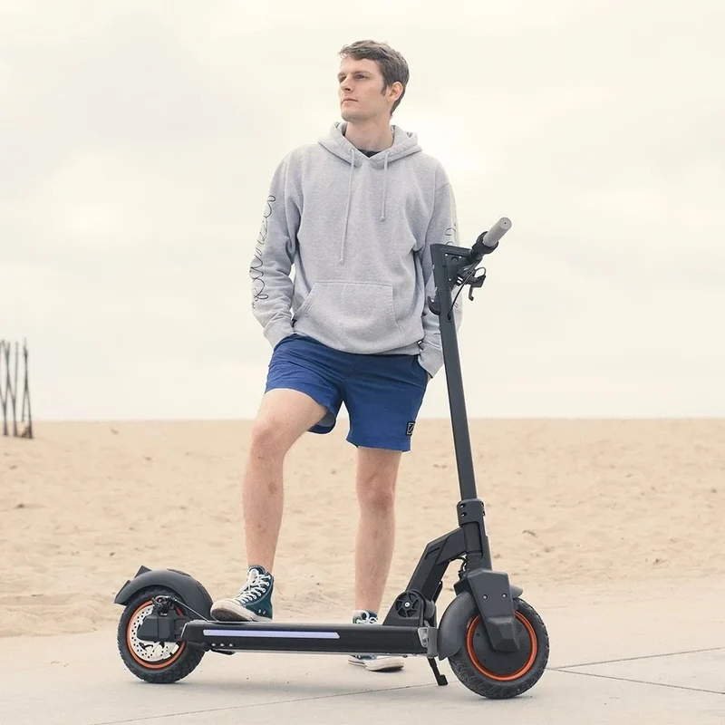 Kugoo G5 Folding Electric Scooter 10-Inch Pneumatic Tire 500W Motor Led Display Screen 48V 16Ah Battery 50-60km Range