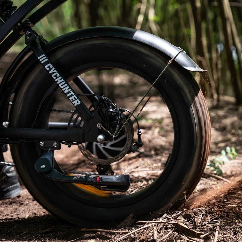 Cycrown CycHunter Moped-Style Ebike