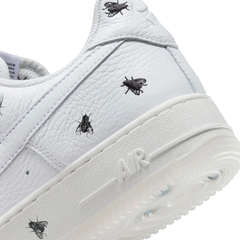 Air Force 1 Retro Qs