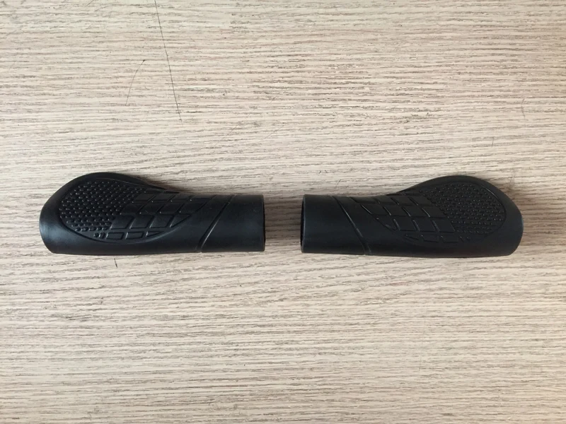 Scooter and Bicycle Handlebar Grips