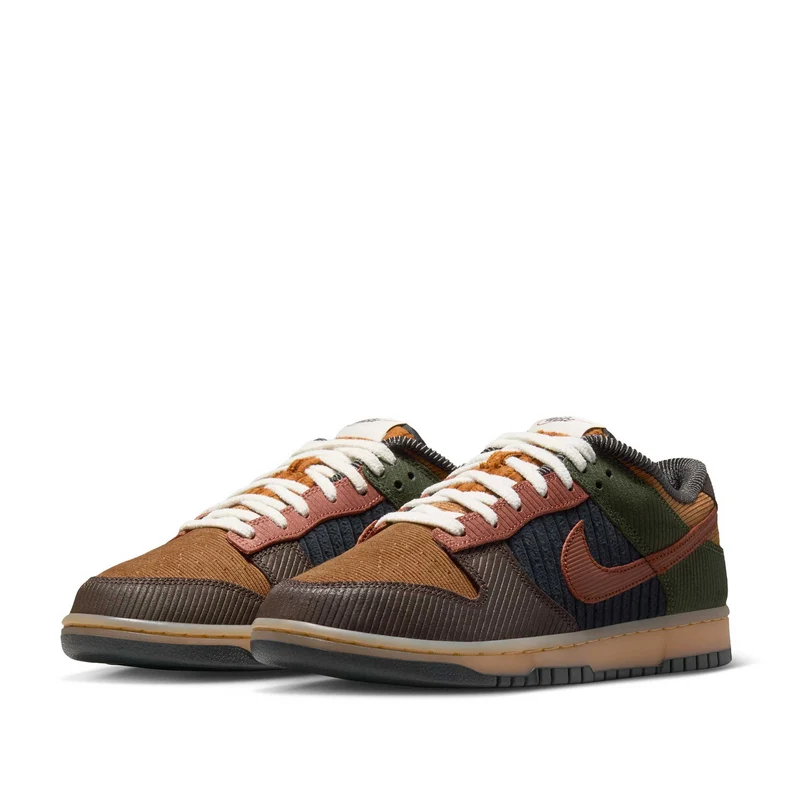 Dunk Low Retro Premium