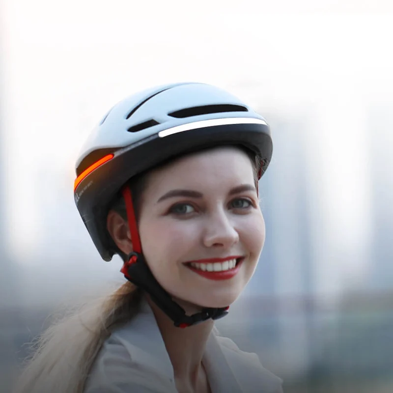 Livall EVO21 Smart Helmet White