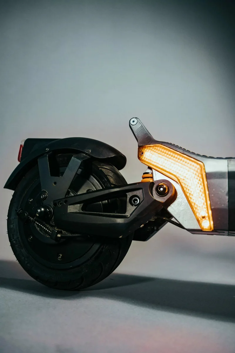 Apollo City (2022) Electric Scooter