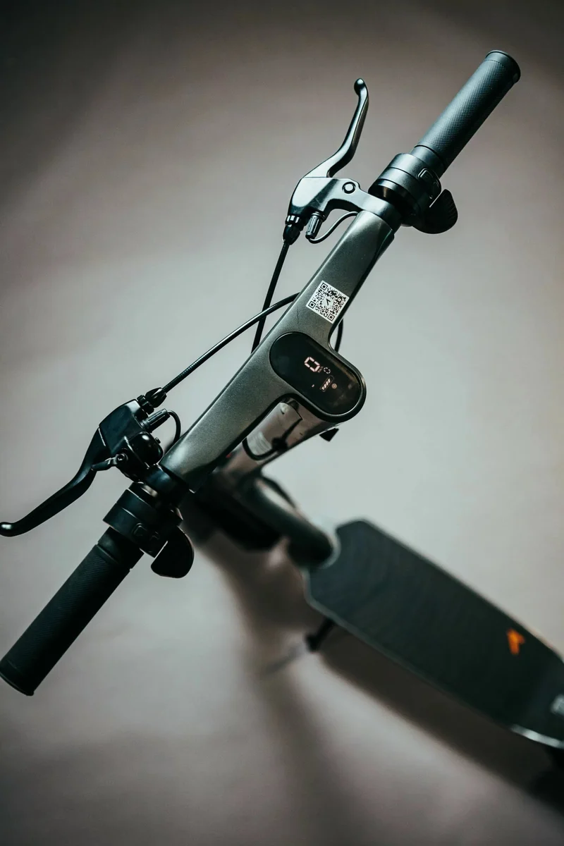 Apollo City (2022) Electric Scooter