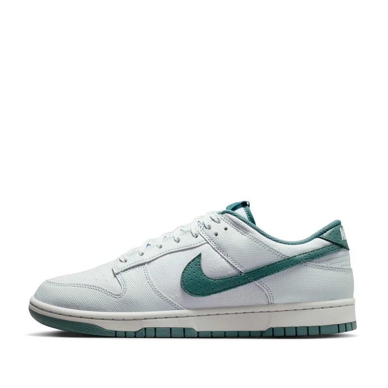 Dunk Low Retro