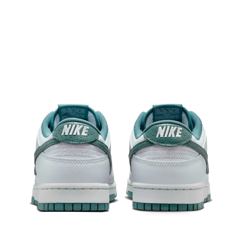 Dunk Low Retro