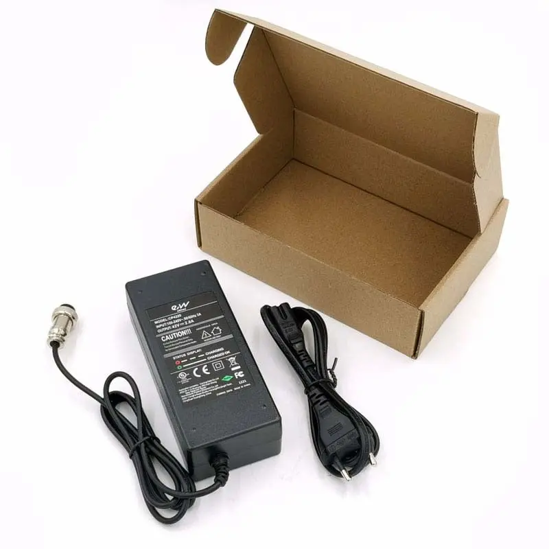 CARICABATTERIA premium 42V 2A connettore GX16