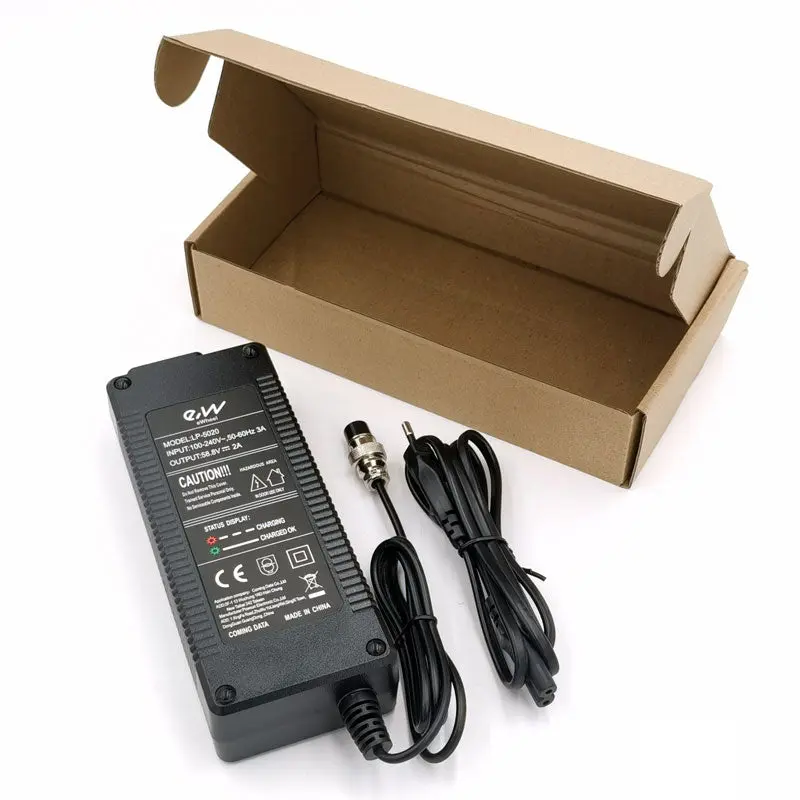 CARICABATTERIA premium 58.8V 2A connettore GX16
