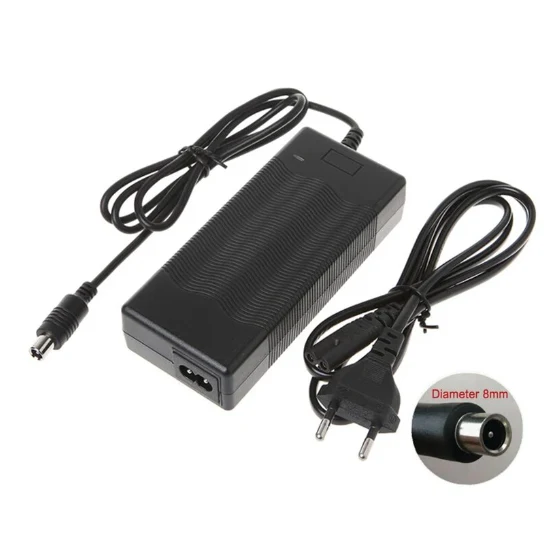 Carica batteria 54.6V 3A (connettore 8.0mm) per bicicletta elettrica ENGWE EP-2 Pro/EP-2 Pro EU/EP-2 BOOST/Engine Pro/Engine X e per monopattino elettrico KuKirin G2 MAX - Compatibile con altri modelli