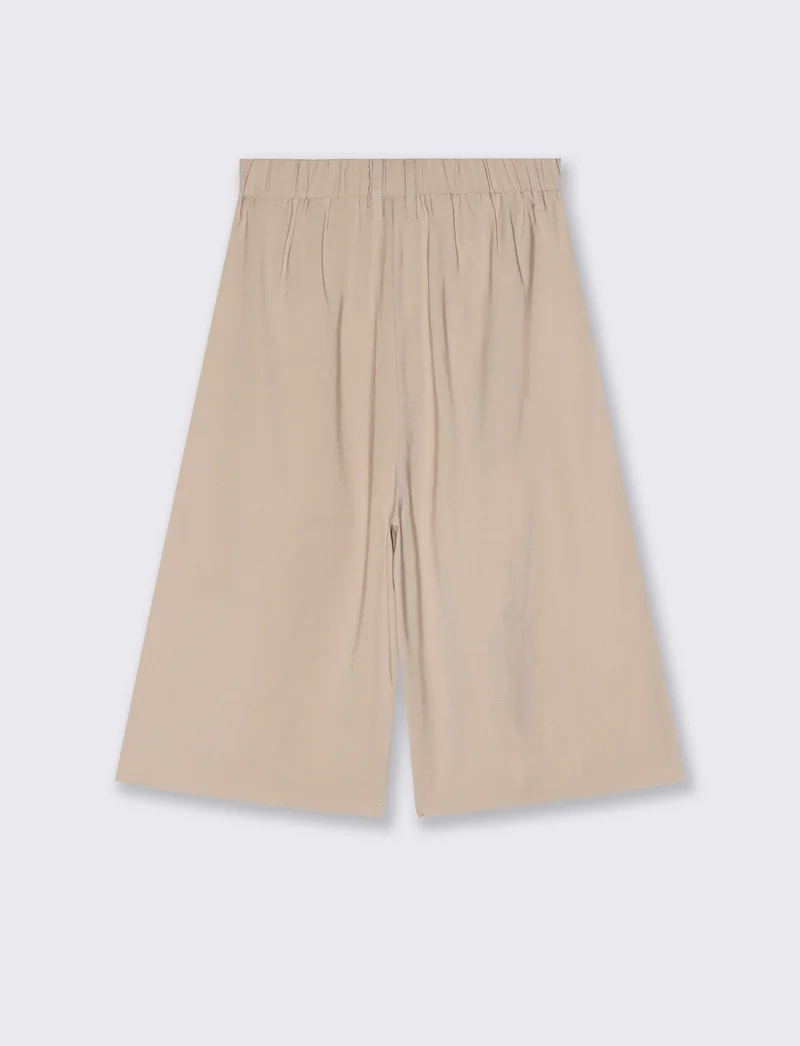 Bermuda con tasca elegante - Beige grano