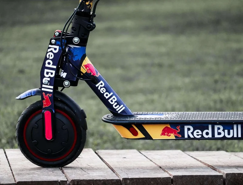 ADESIVI RedBull (BLU) per personalizzare il tuo monopattino XIAOMI o simili