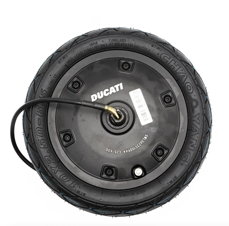 MOTORE Ducati PRO-III con Ruota e Pneumatico Originale