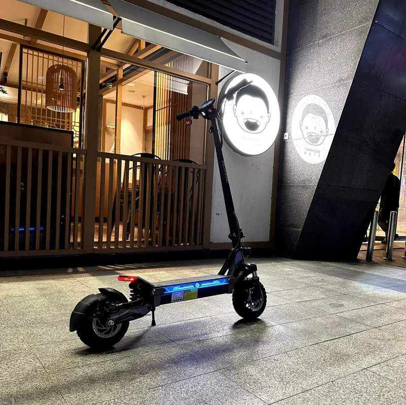 YUME Swift 10" Off Road Electric Scooter 1200W Motor 48V 22.5Ah Battery