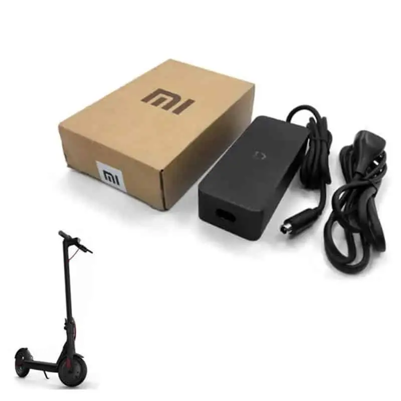 CARICATORE Originale Xiaomi M365, Essential, 1S, Pro / 2, Ninebot ES1, ES2