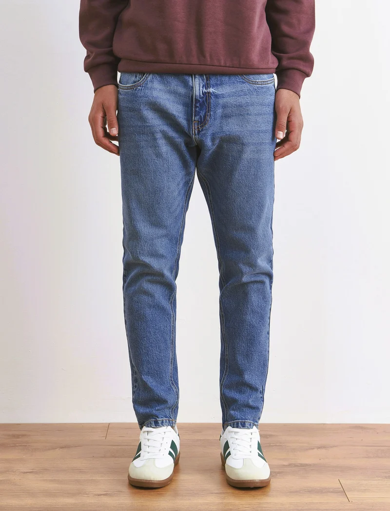 JEANS SLIM TAPERED FIT - Denim