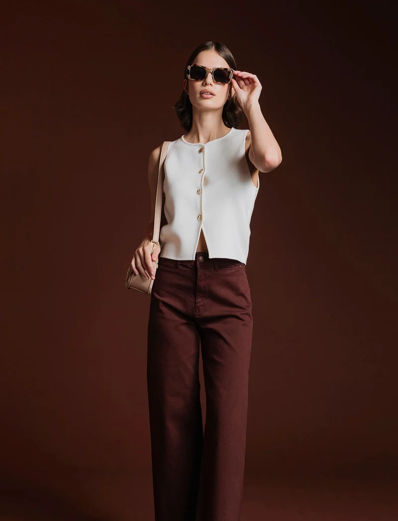 GILET CON BOTTONI GIOIELLO - Bianco latte
