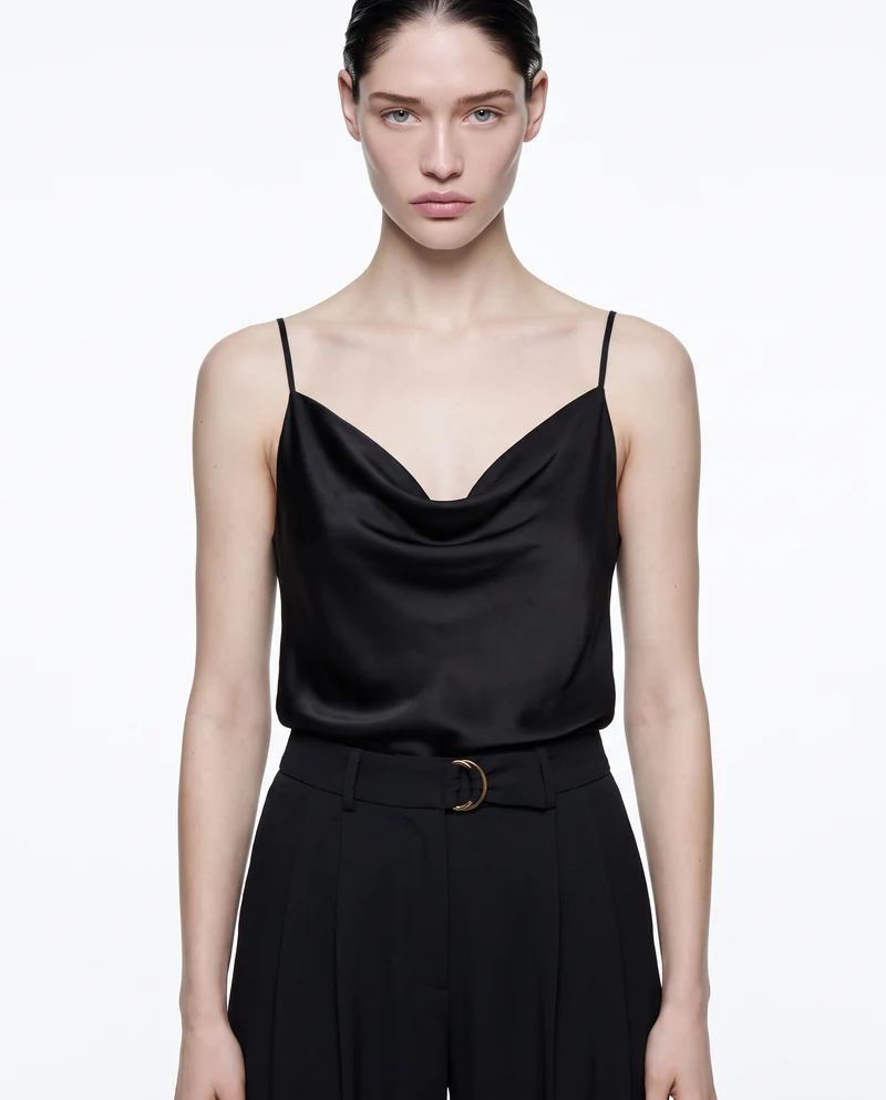 Top con scollo drappeggiato e bretelle sottili - Nero