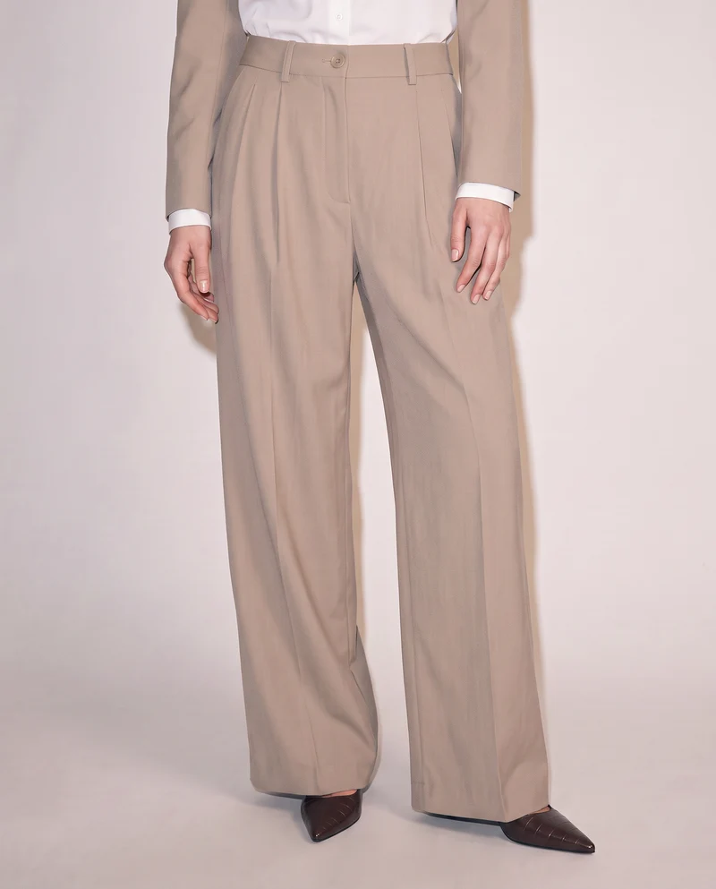 Pantaloni palazzo con pences e chiusura a bottone - Beige
