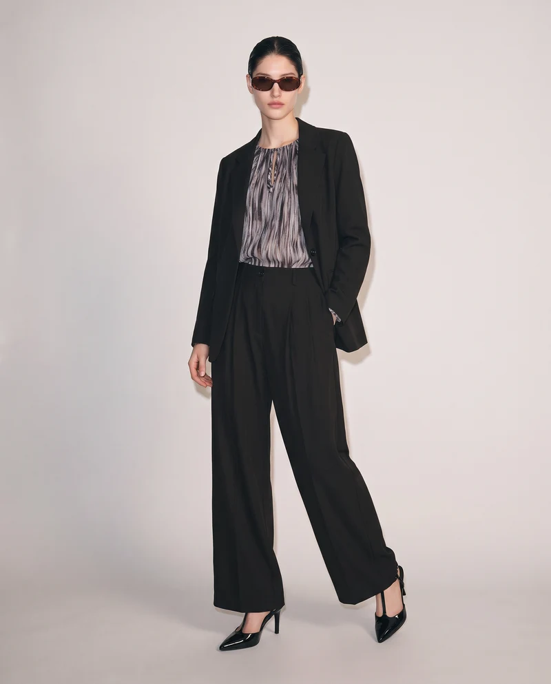 Pantaloni palazzo con pences e chiusura a bottone - Nero