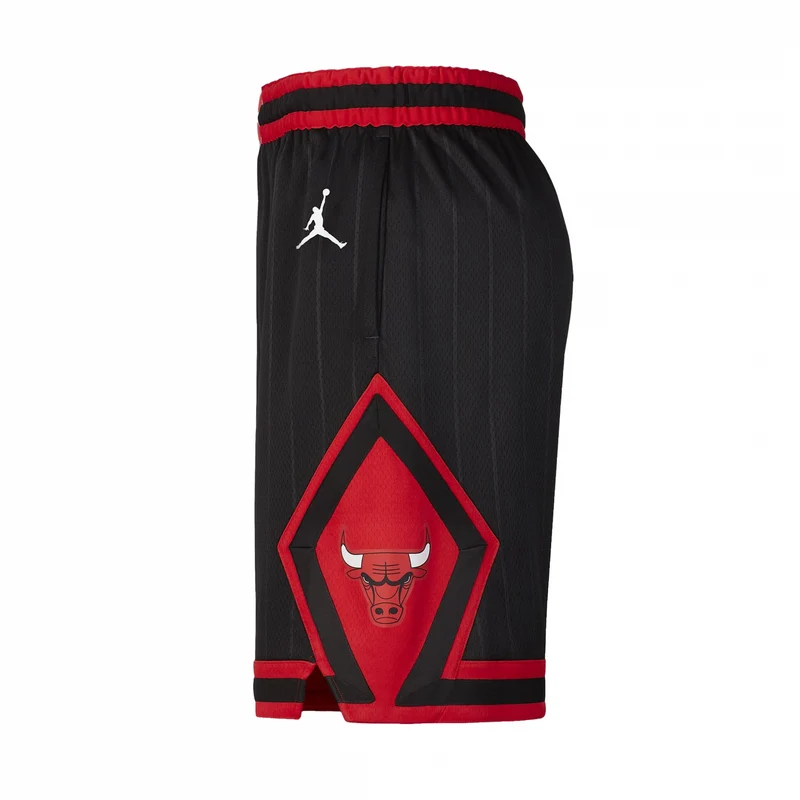 Short Swingman Statement Bulls