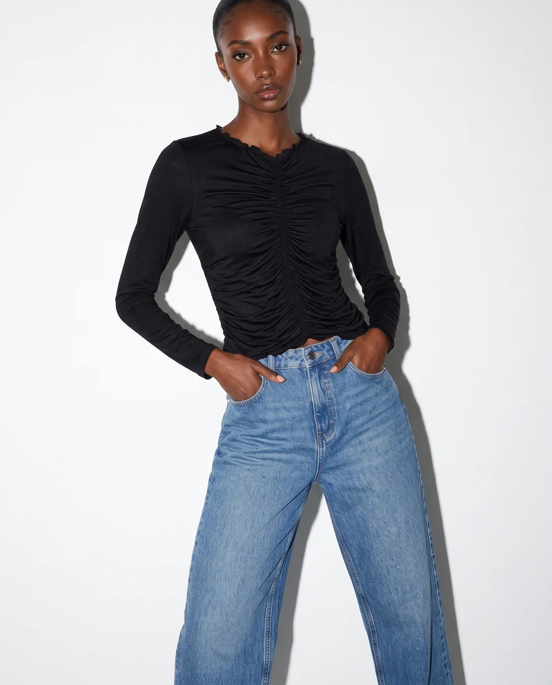 T-shirt arricciata a manica lunga - Nero