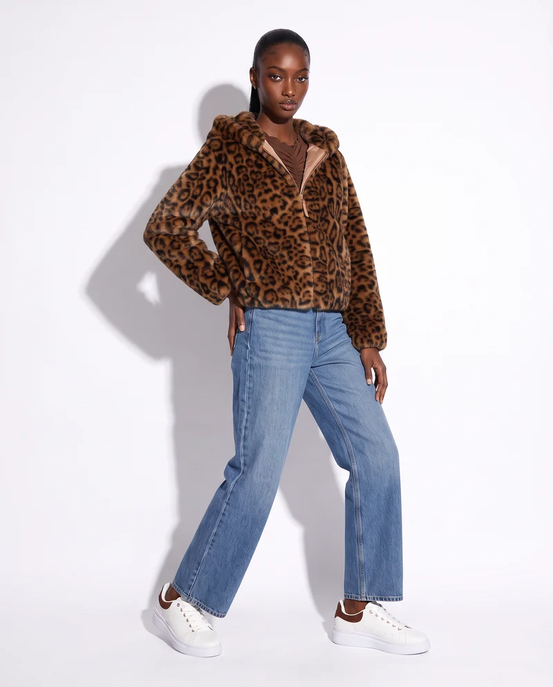 Bomber ecopelliccia con cappuccio e zip - var 1