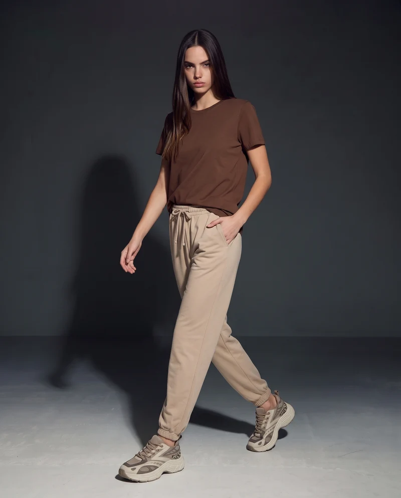 T-Shirt Basic in Cotone - Marrone cioccolato