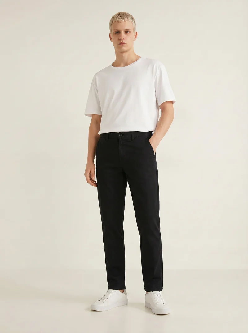 Pantaloni Chino Regular Fit in Cotone - Nero