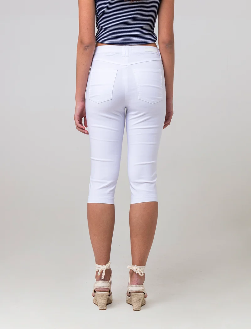 Bermuda modello capri da donna - Bianco