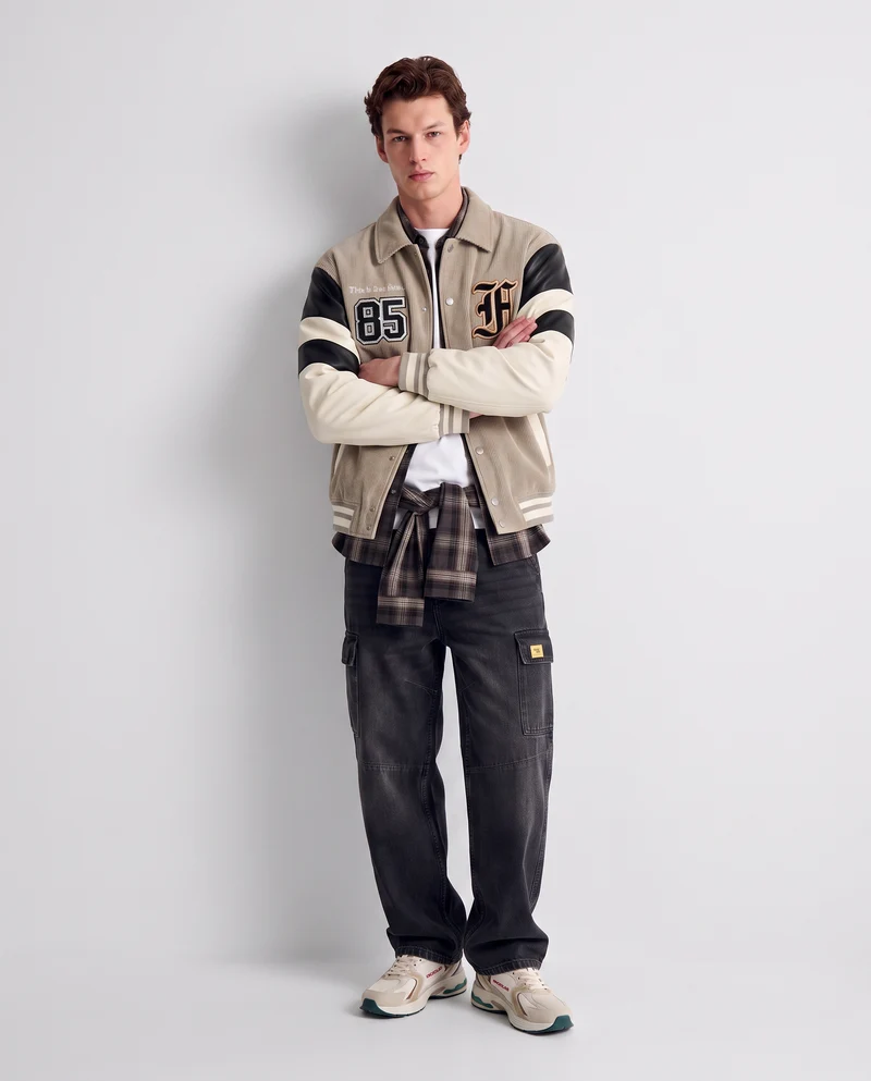Bomber Varsity in Velluto con Ricami - Beige