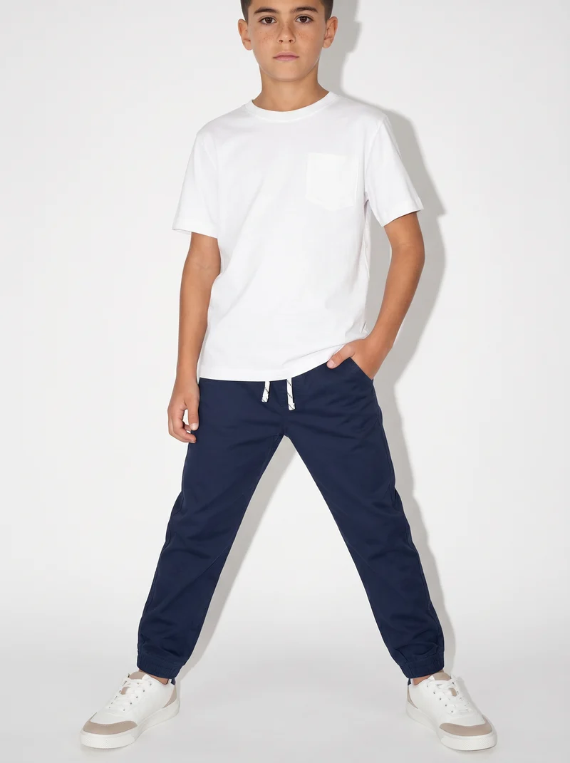 T-shirt girocollo con taschino versatile - Bianco