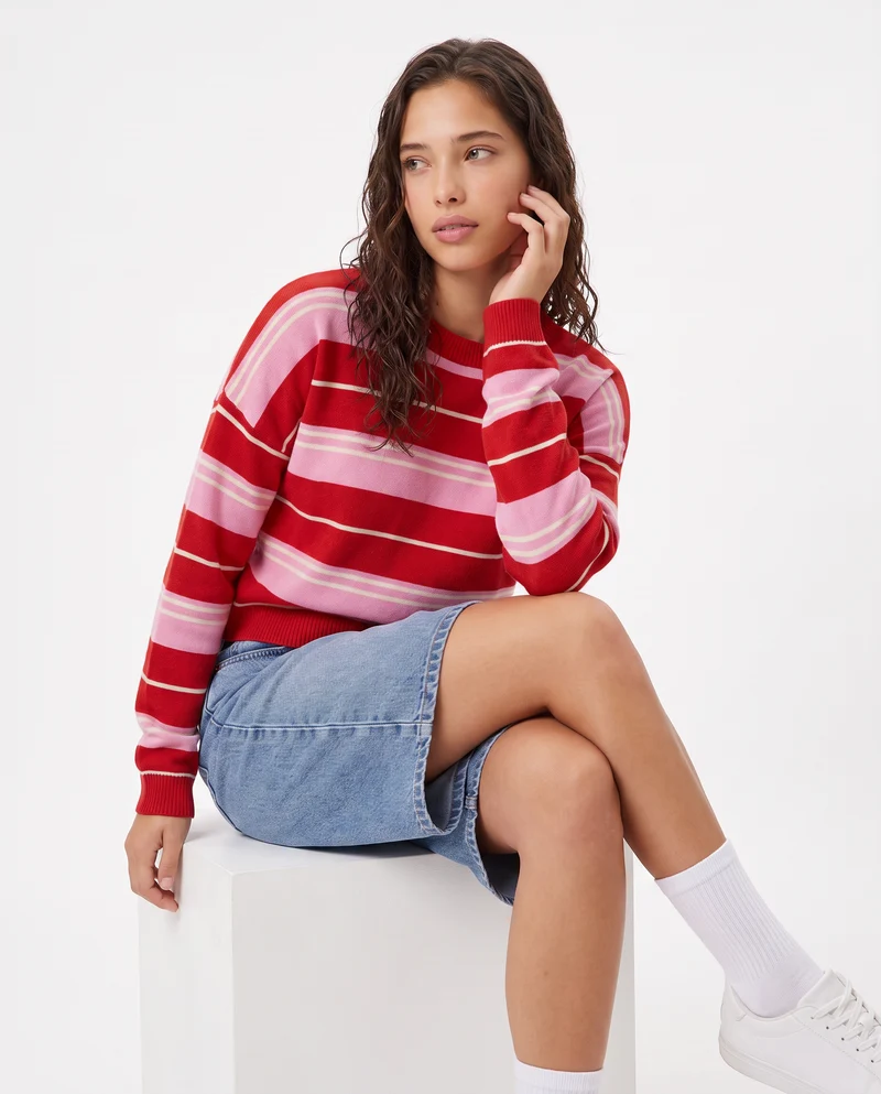 Maglia crop con manica a T stylish - var 2