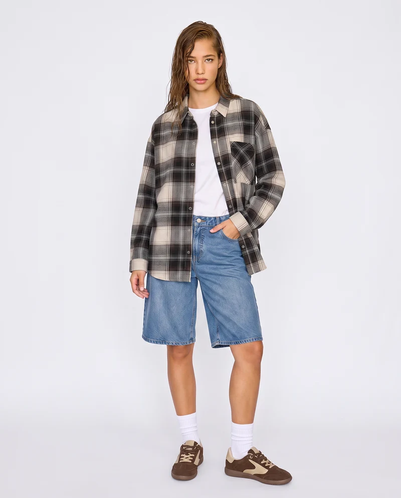 Camicia a quadri manica lunga e tasca - var 1