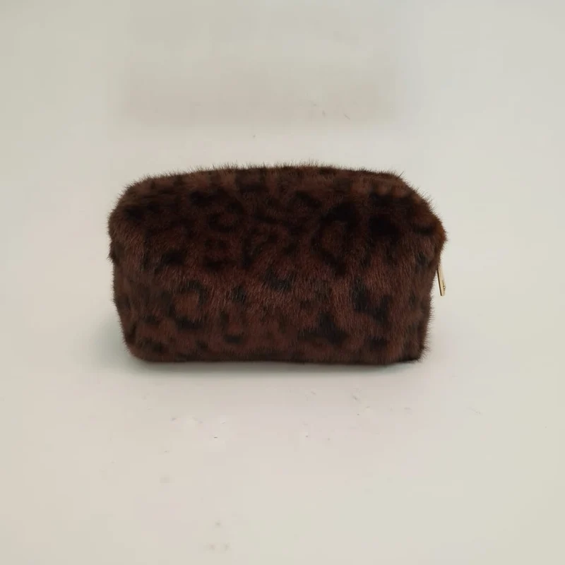 Necessaire in Finta Pelliccia Montone - Leopardato