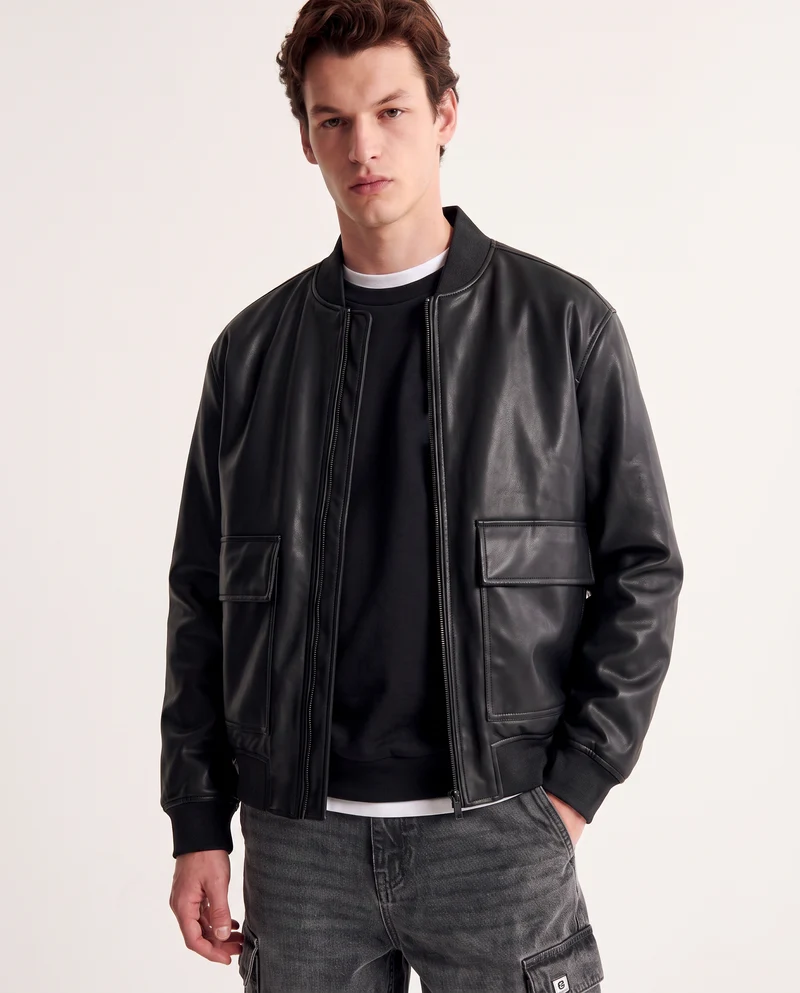 Giubbotto bomber effetto pelle con tasche - Nero
