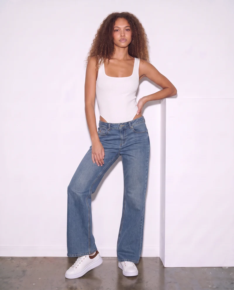 Jeans flare a vita bassa - Denim