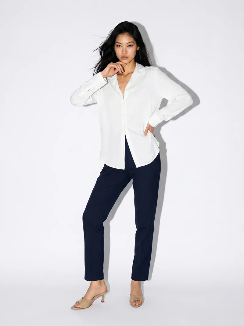 Camicia manica lunga con pieghe posteriori - Bianco latte