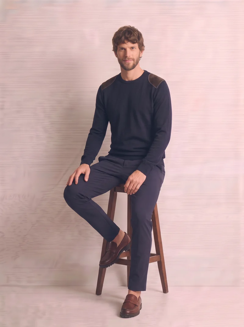 Maglia girocollo slim fit con toppe velluto - Blu