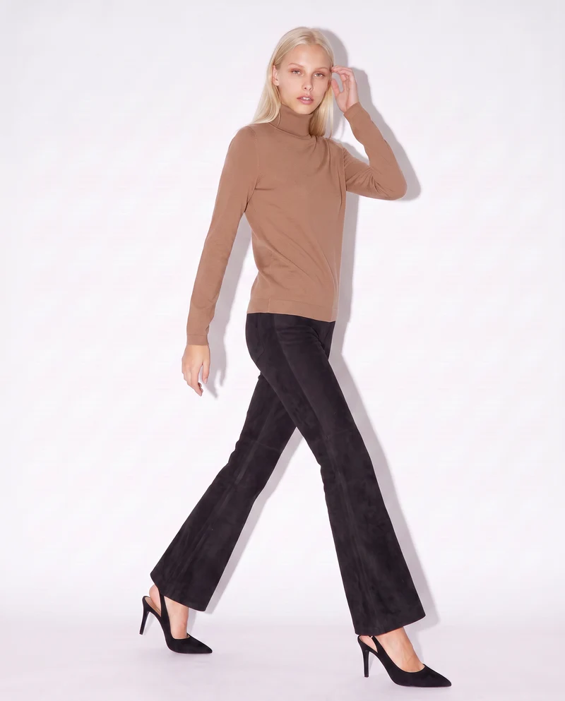 Pullover basico collo alto slim fit - Cammello