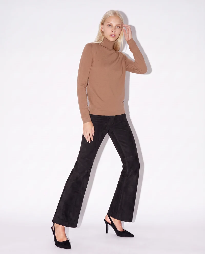 Pullover basico collo alto slim fit - Cammello