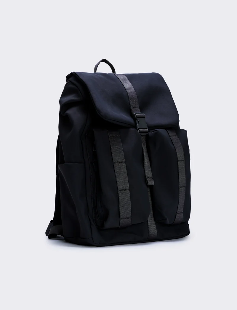 Zainetto uomo nylon multi tasche pratico - Nero