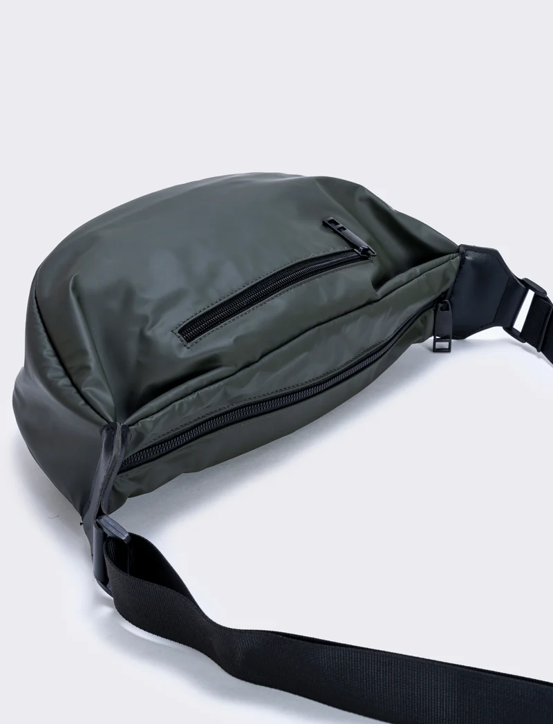 Tracolla mezzaluna uomo idrorepellente - Verde
