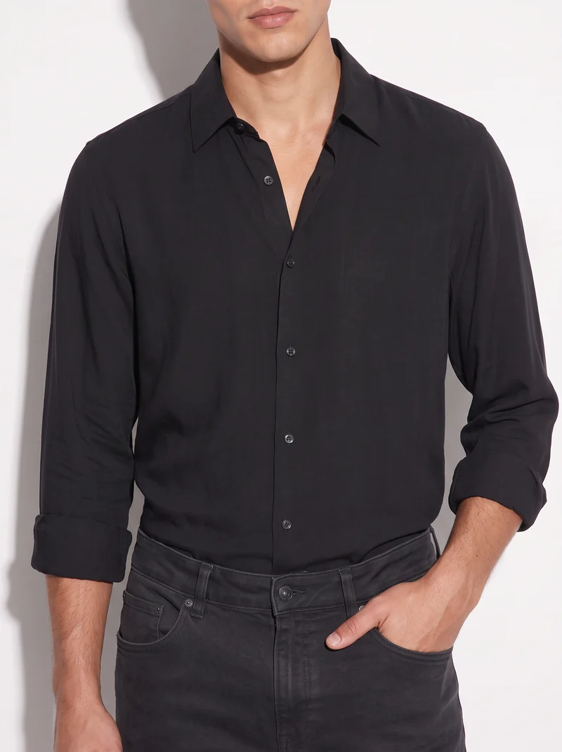 Camicia Regular Fit in Tessuto Tecnico - Nero