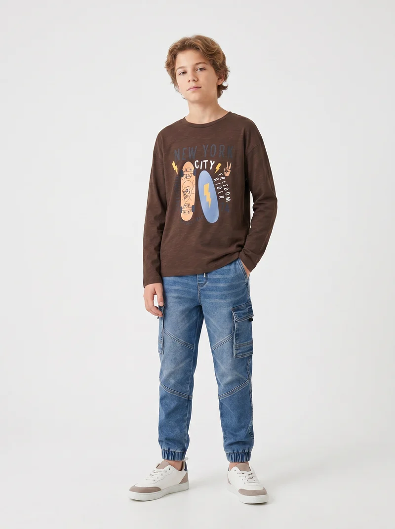 Jogging in denim con tasconi cargo - Denim chiaro