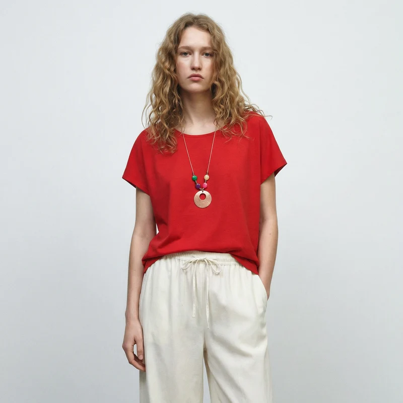 Blusa T con manica e scollo rotondo - Rosso