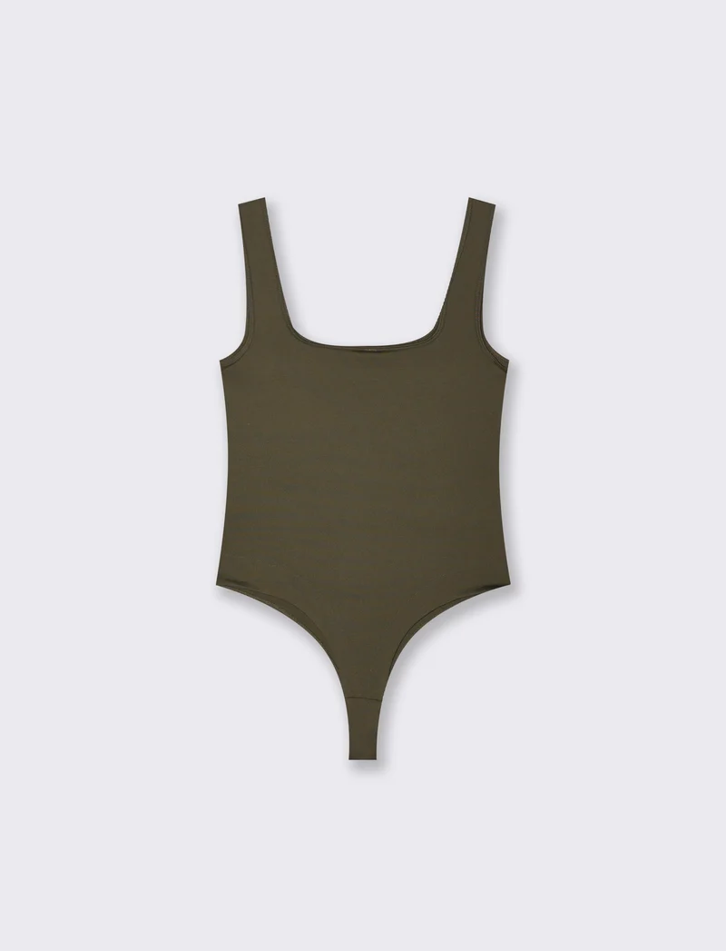 Body slim con scollo quadrato elegante - Ve.milit.