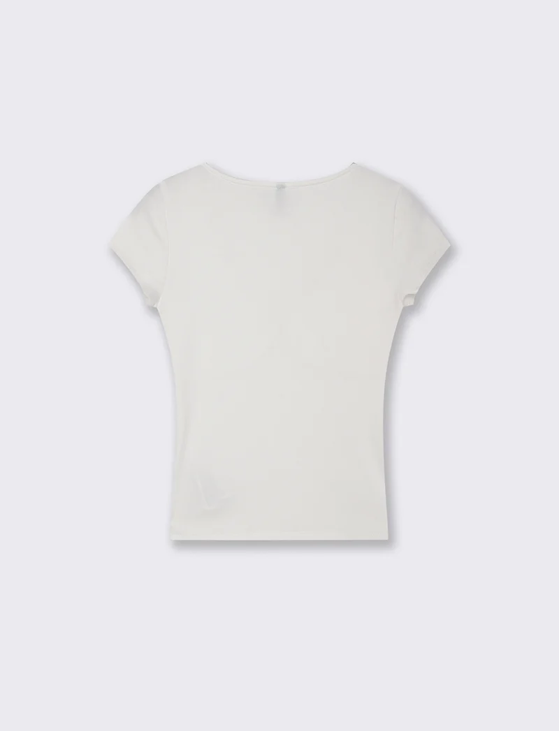 T-shirt a manica corta scollo a V slim - Bianco latte