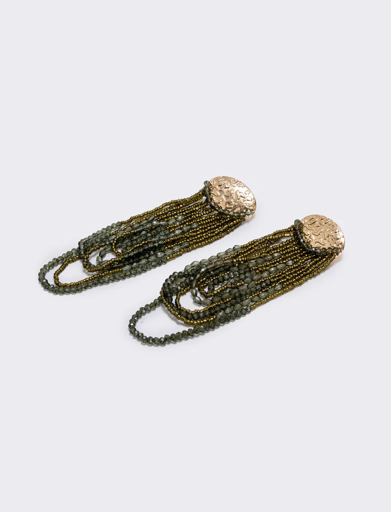 Orecchini lunghi in conteria elegante - Verde