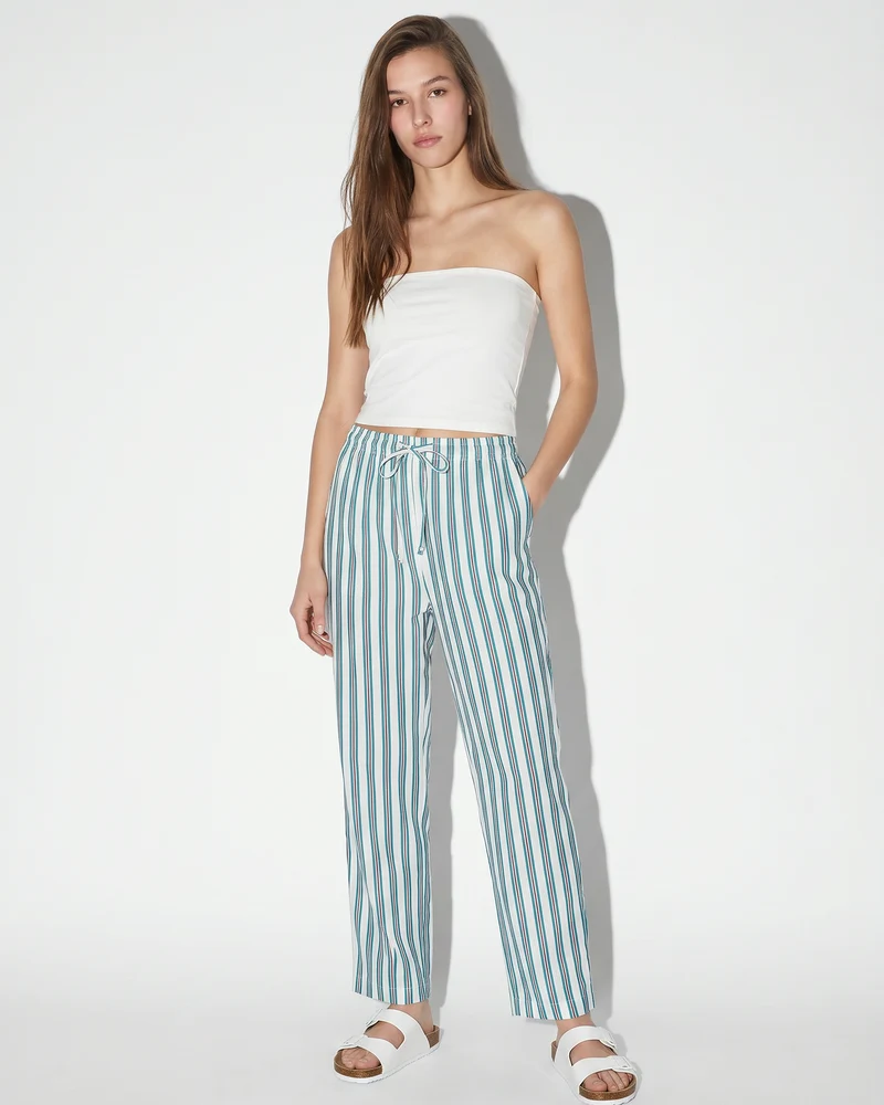 Pantalone lungo stampato in tessuto leggero - var 2