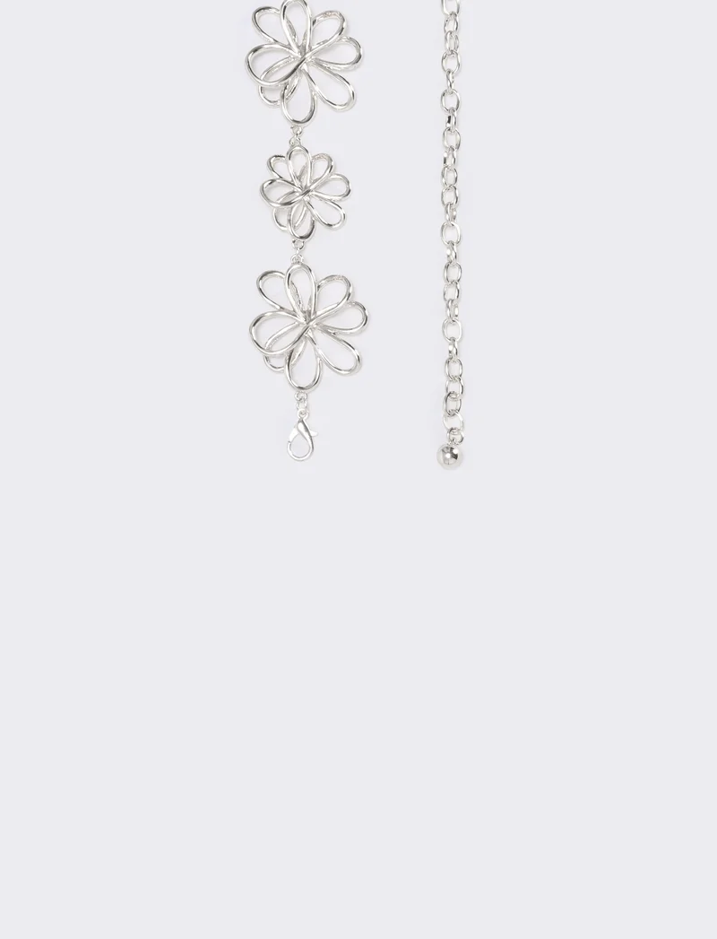 Cintura in metallo decorata con fiori - Argento